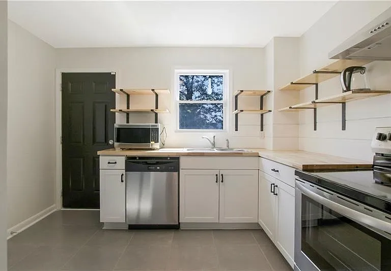 551 Valley Hill Rd SE #A — Photo 24