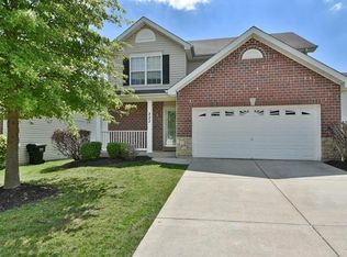 222 Stone Run Blvd, Wentzville, MO 63385