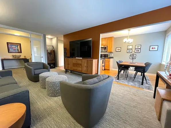 1770 Bryant Ave S APT 417, Minneapolis, MN 55403