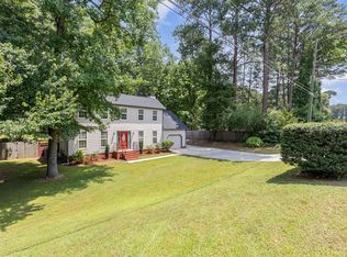 404 SW Maynard Rd, Cary, NC 27511