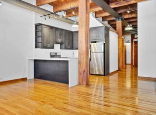 216 N May St APT 203, Chicago, IL 60607