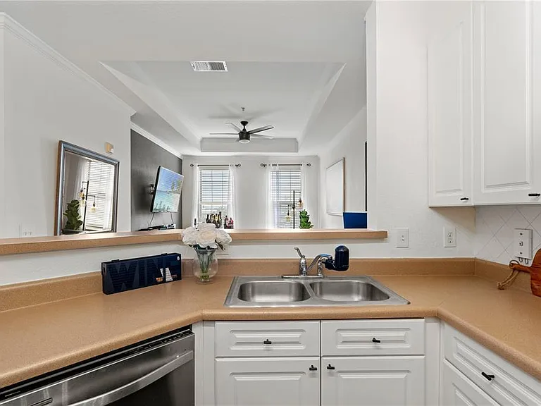 4221 W Spruce St #2423 — Photo 11