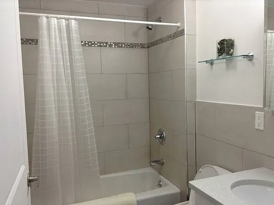 Rented by Property Link Mgmt, LLC | media 77