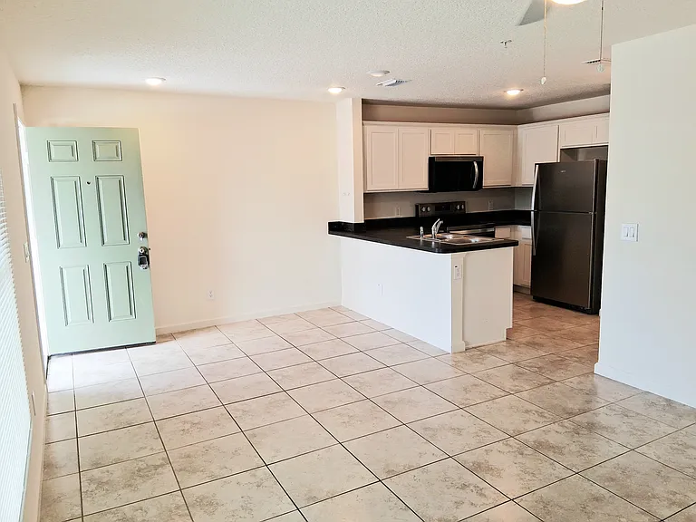 803 Angela Ave #202 — Photo 7