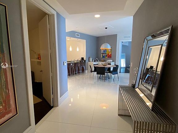 4th image of 16001 Collins Ave APT 1007