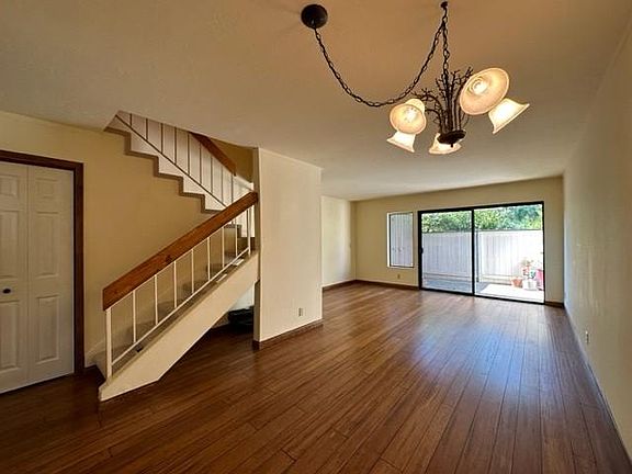 2nd image of 1035 Miramonte Dr