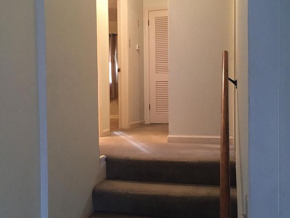 hallway to baths & bedrooms