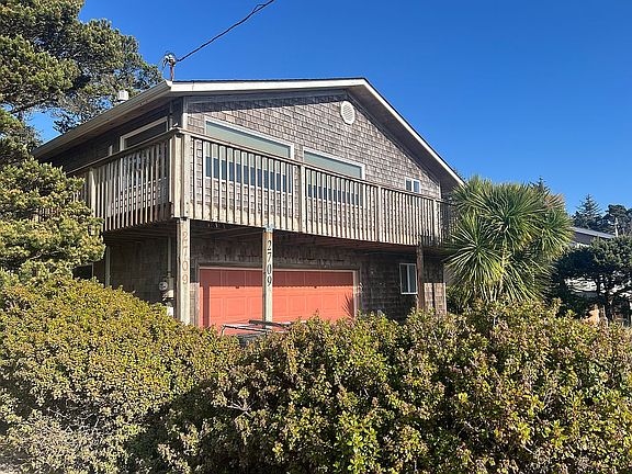 2nd image of 2709 NW Parker Ave