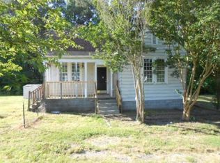 410 Uzzles Pond Rd, Smithfield, NC 27577