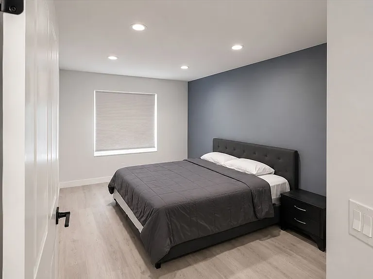 1250 S Westgate Ave #302 — Photo 11