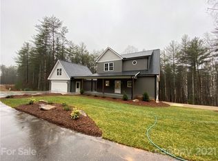 2086 Robert Dr, Morganton, NC 28655