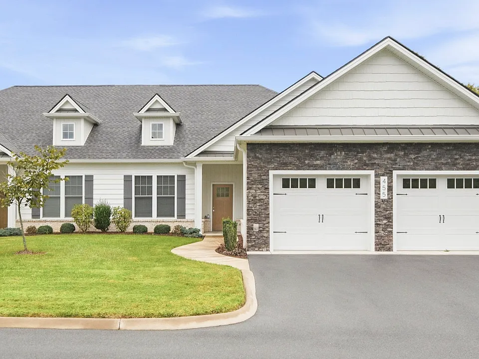 Wilson Knob View Rental Homes