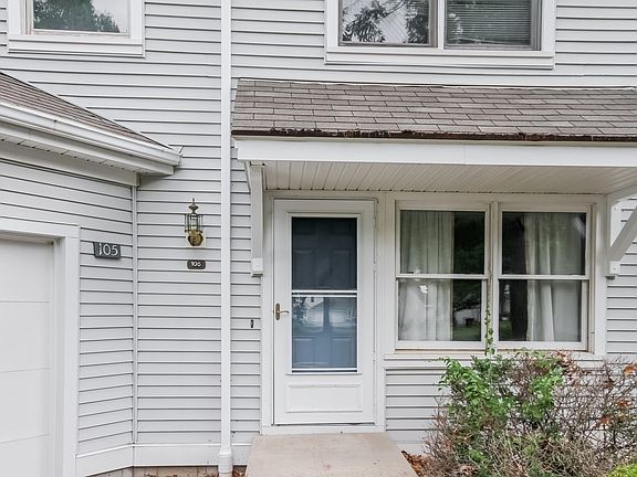 4th image of 105 Briarwood Ct