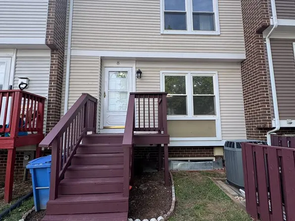 8 Pine Ridge Ct #11-4, Germantown, MD 20874