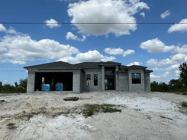 122 NW 18th Pl, Cape Coral, FL 33993