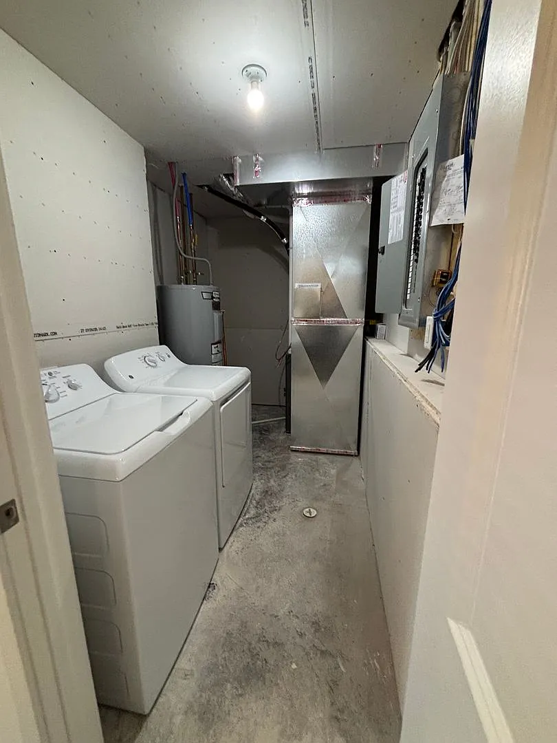 3 Bed 3 Bath Townhome — Photo 4