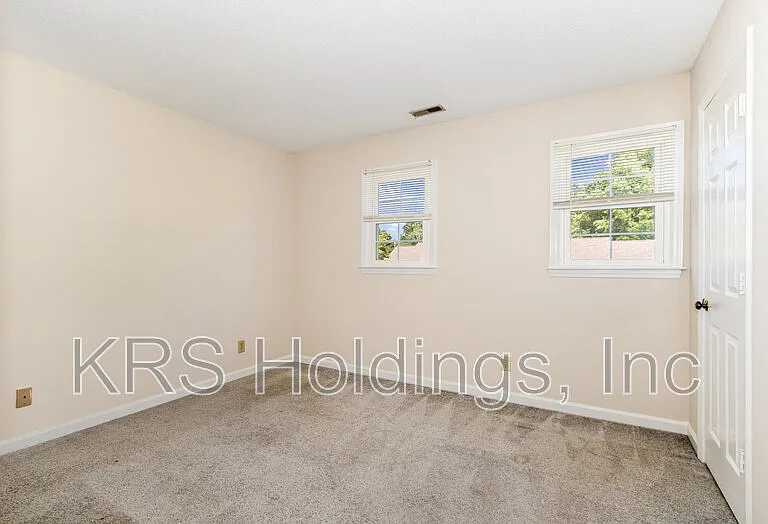2519 Hitchcock Dr — Photo 10