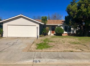 41 Fairview Ave, Gustine, CA 95322