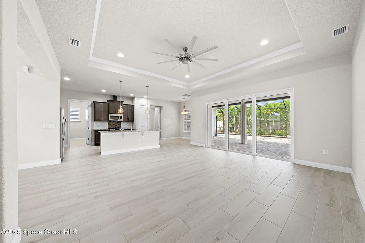 Building Photo - 4455 Negal Cir