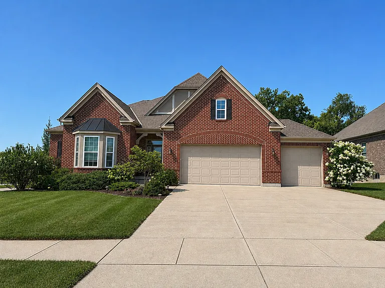 5941 Laurel Run Dr — Photo 2