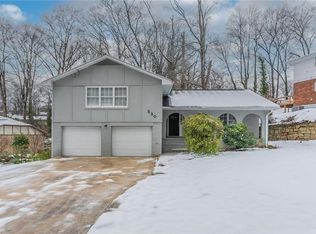 530 Balfour Dr, Decatur, GA 30032