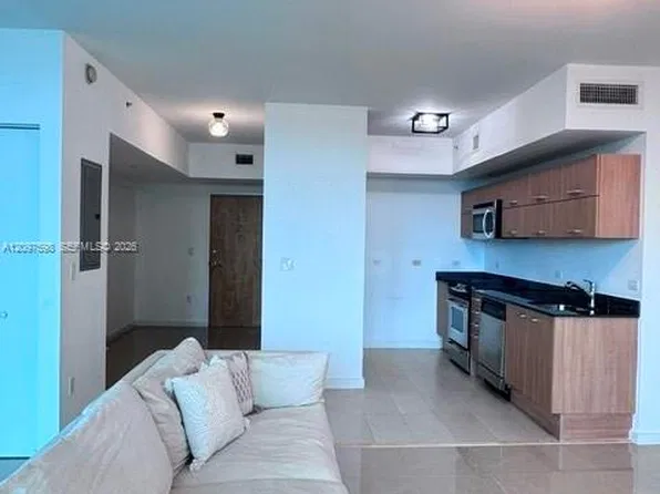 350 S Miami Ave, Miami, FL