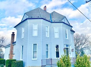 330 Mechanic St, Luray, VA 22835