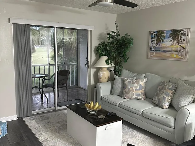3rd Street Cir W — Photo 18