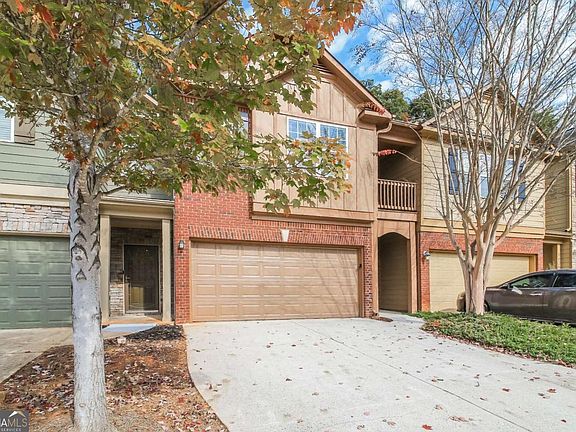 2nd image of 3824 Augustine Pl