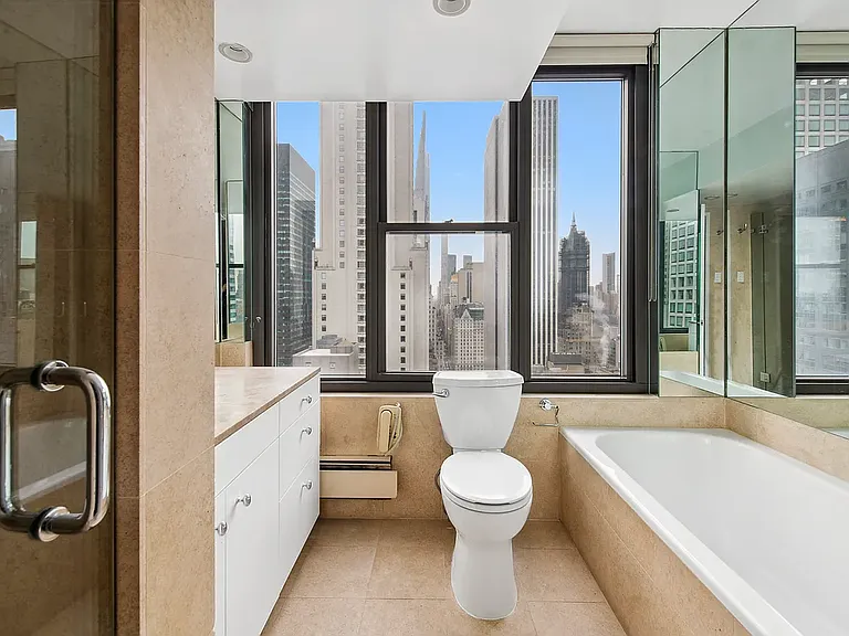 117 E 57th St #35D — Photo 10