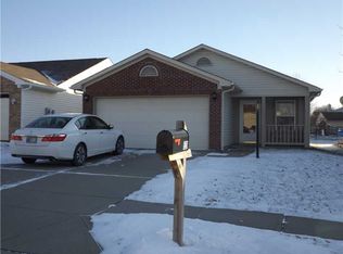 529 Meadows Edge Ln, Indianapolis, IN 46217