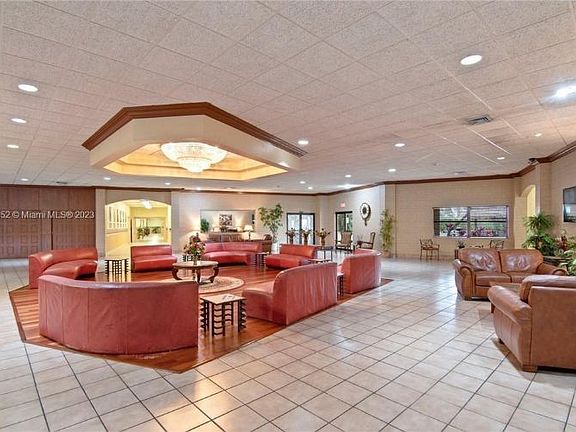 4th image of 432 Lakeview Dr APT 102