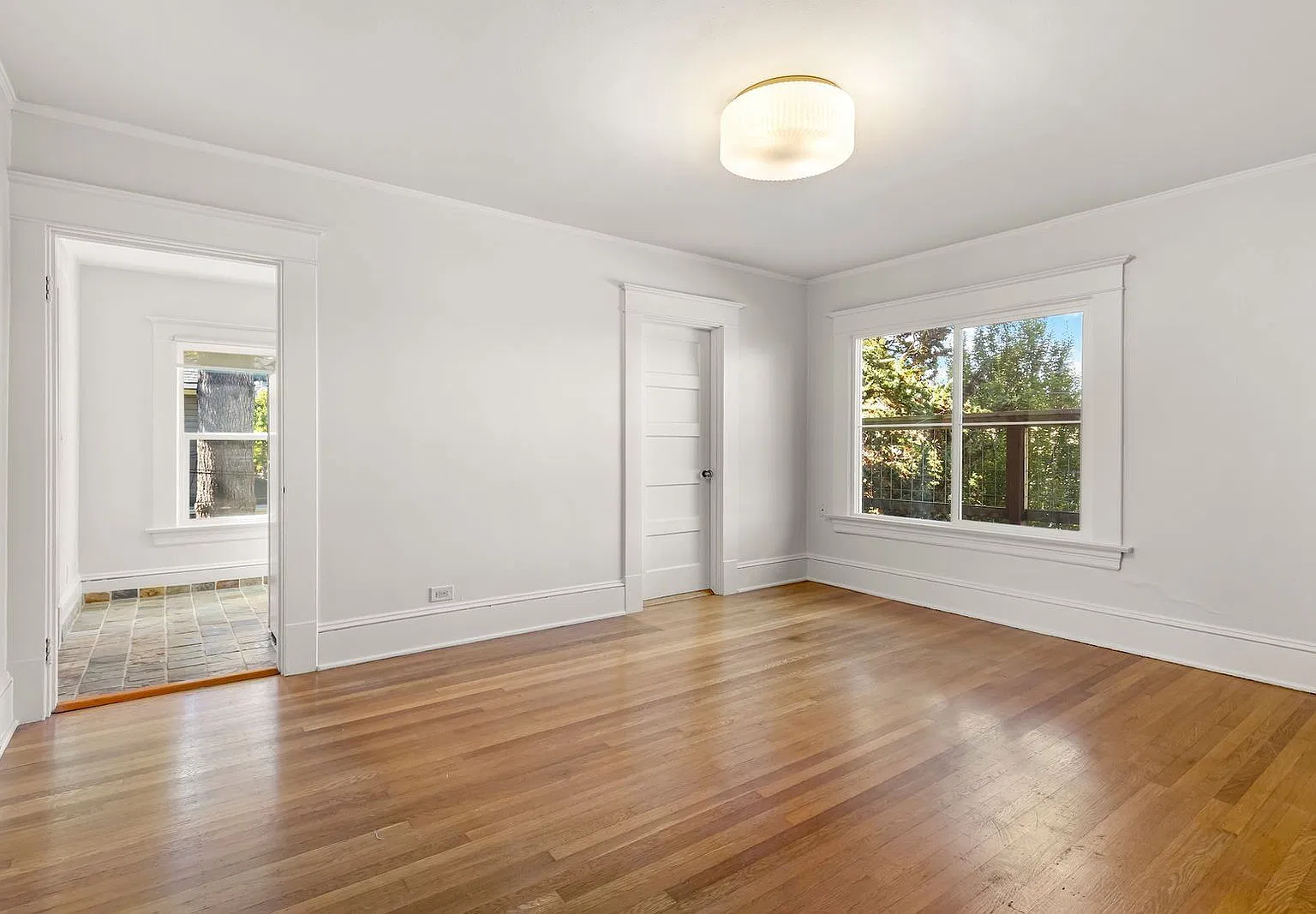 2 bed, 1.0 bath, 798 sqft, $2,195 — Photo 4