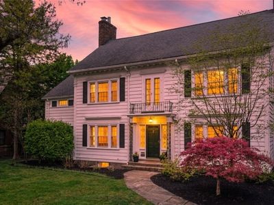 19901 Malvern Rd, Shaker Heights, OH, 44122
