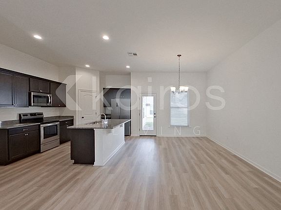 4th image of 107 Foggy Ln