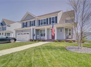 561 Graphite Trl, Chesapeake, VA 23320