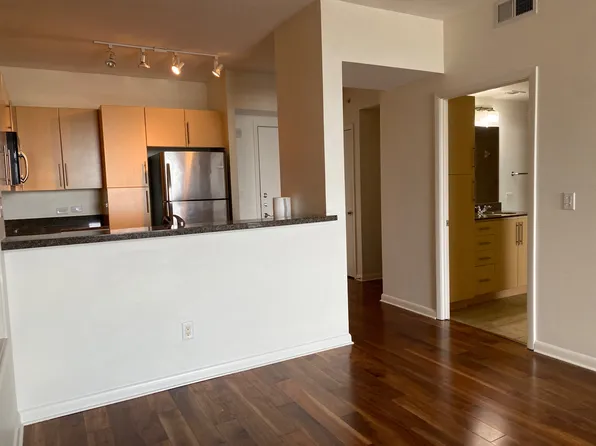 54 Rainey St, Austin, TX