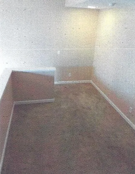 Upstairs Landing (leads to Master Suite)