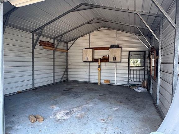 3rd image of 5748 Wickfield Dr
