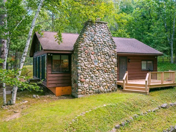 2144 Hattie Point Trl NW, Backus, MN 56435