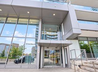 52 Forest Manor Rd #104, Toronto, ON M2J0E2