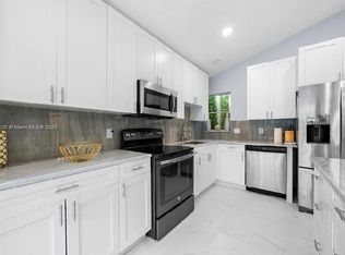 2002 Lake Breeze Ct #0, Wellington, FL 33414