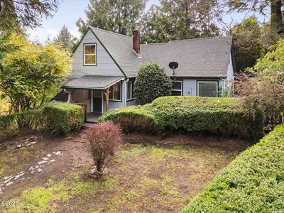 125 NE Hospital Hill Rd, Waldport, OR, 97394