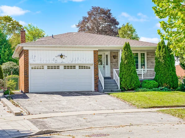 111 Briarscross Blvd, Toronto, ON M1S 3K6