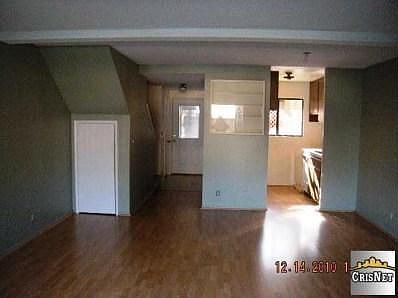 3rd image of 15031 Chatsworth St APT 4