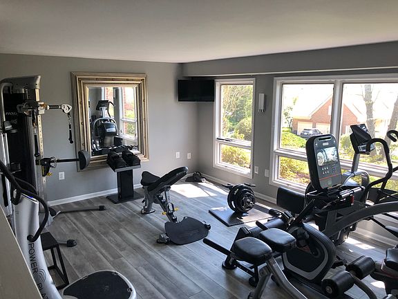 Basement Gym 