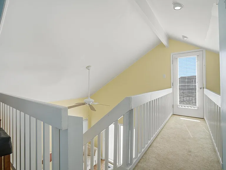 205 North St #10 — Photo 25