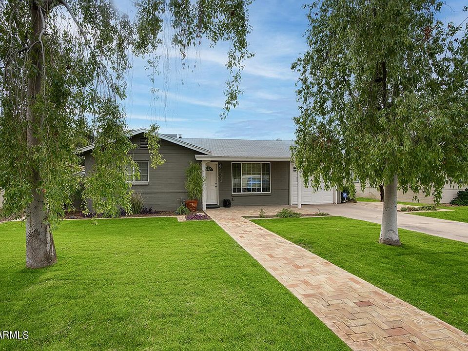 1st image of 1033 E MONTEBELLO Avenue