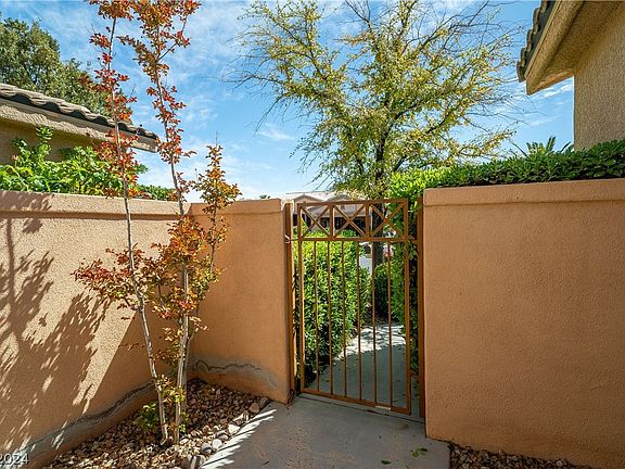 5th image of 5063 Vincitor St #0