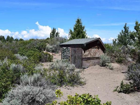 7021 Quarry Rd, Weed, CA 96094